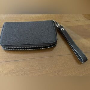 thirty-one All About The Benjamins wallet in City Charcoal Pebble.